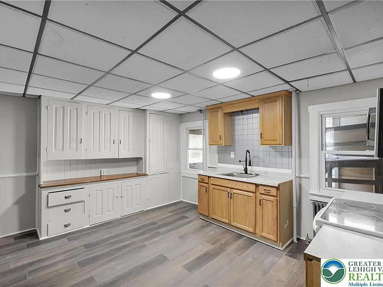 265-267 E Bertsch St #5 — Photo 16