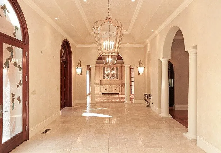 Entrance Foyer