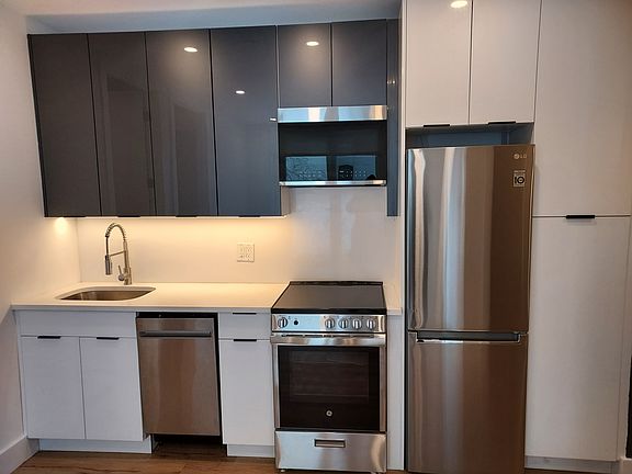 2nd image of 640 W 153rd St APT 3E