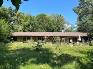 5913 Lincoln Rd, Oregon, WI 53575