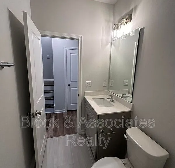 608 Gimari Dr — Photo 44