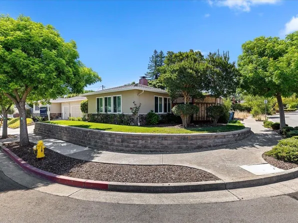 22812 Medina Ln, Cupertino, CA 95014