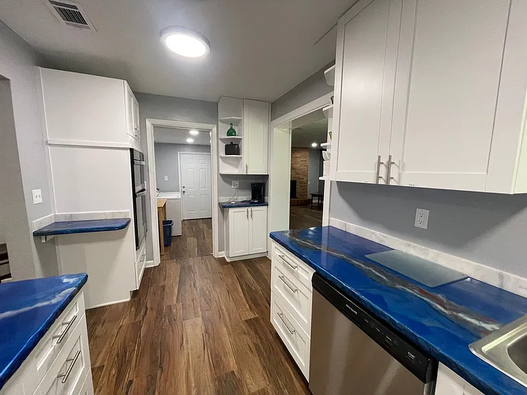 4007 Aldington Dr #C — Photo 11