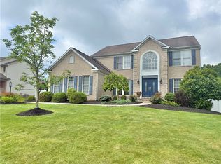 3230 Sequoia Dr, New Castle, PA