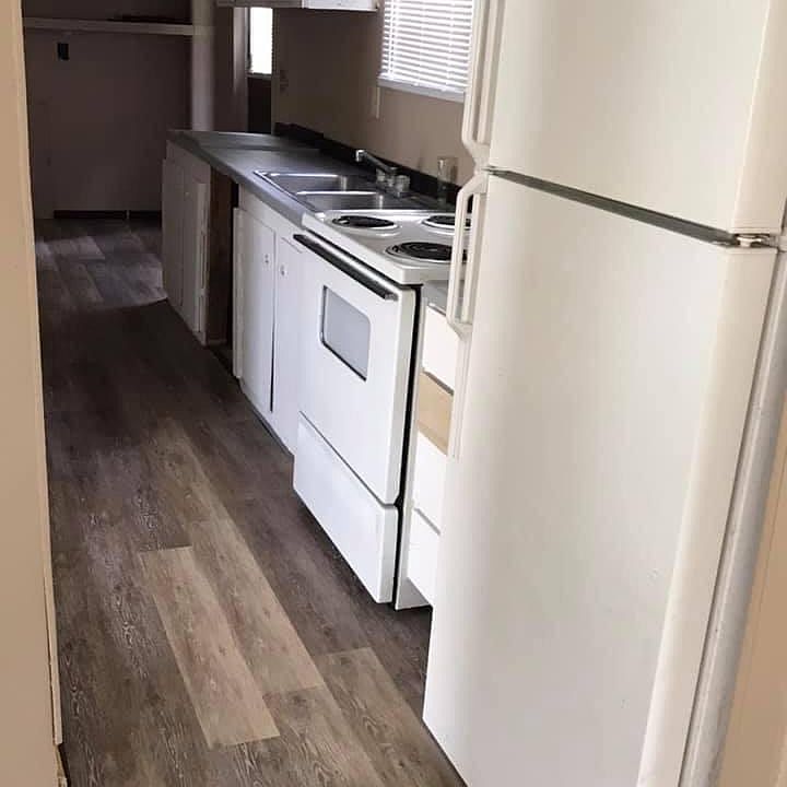 2nd image of 35670 Bonnebell Dr