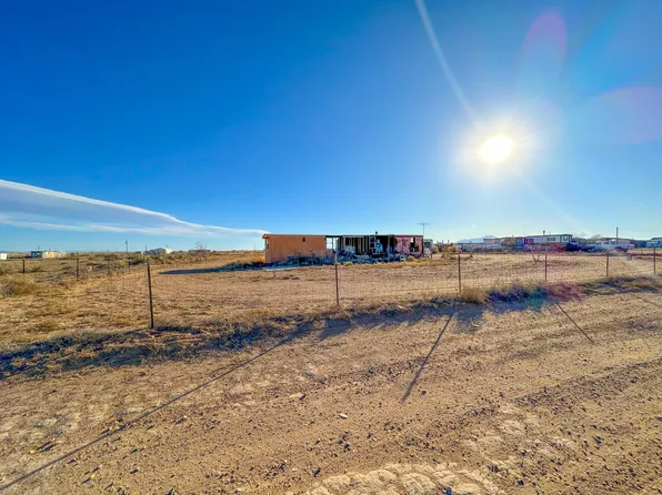 34 Hinson Rd, Belen, NM 87002