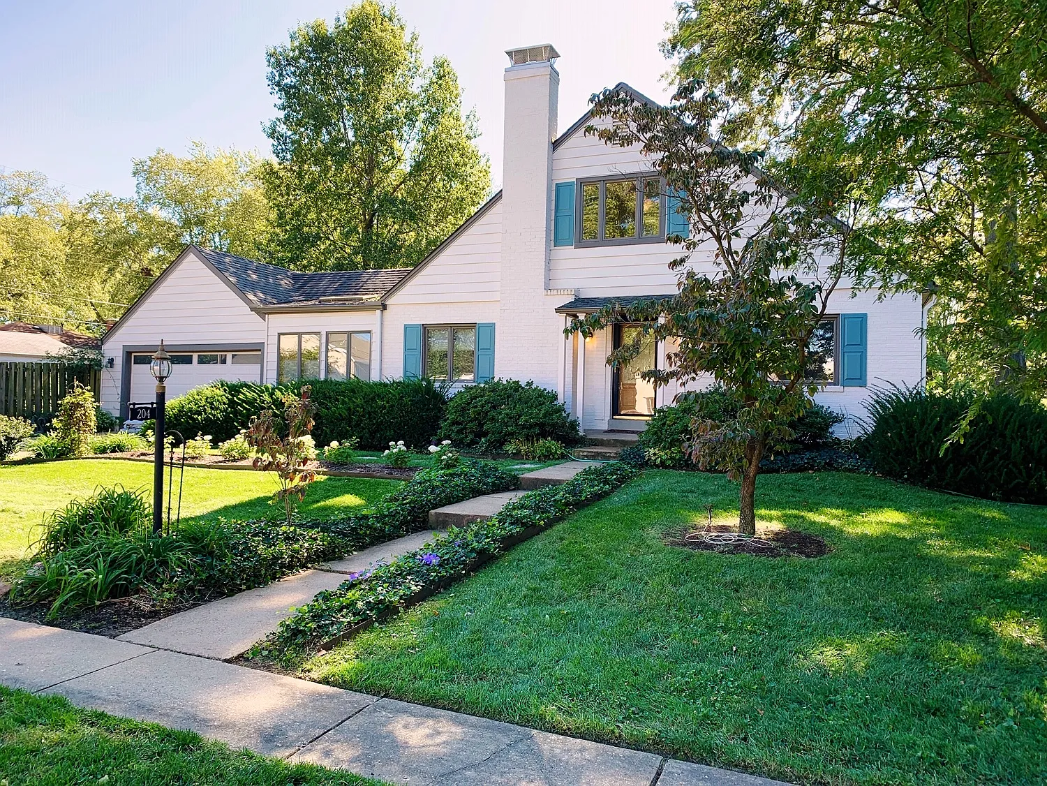 204 E Sarah Ave photo 1