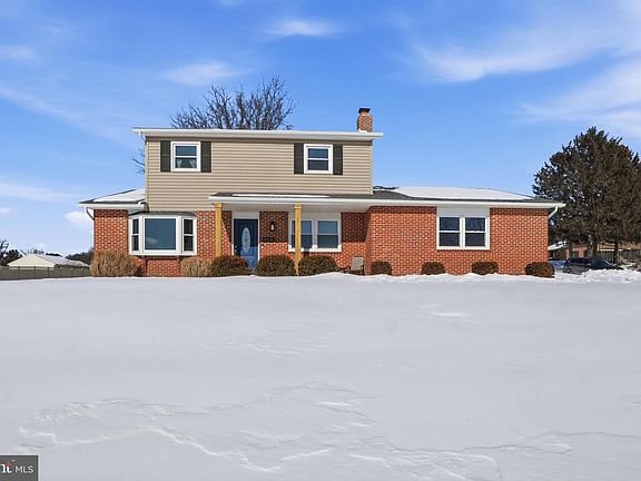 2nd image of 6136 Friar Rd