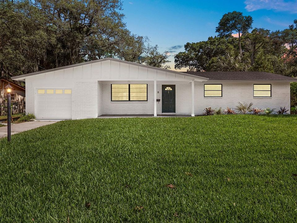 1st image of 8 Marilyn Ave