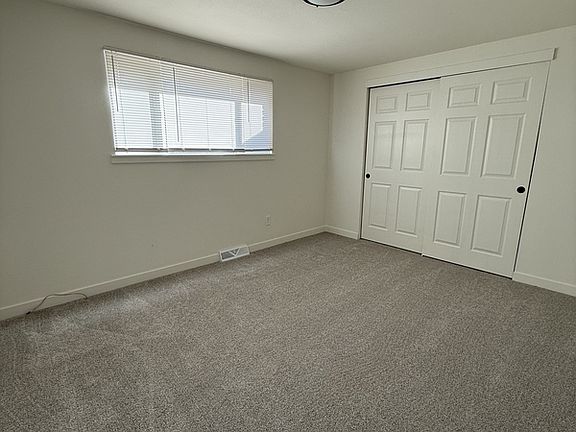 5th image of 1406 E 16th St Unit B