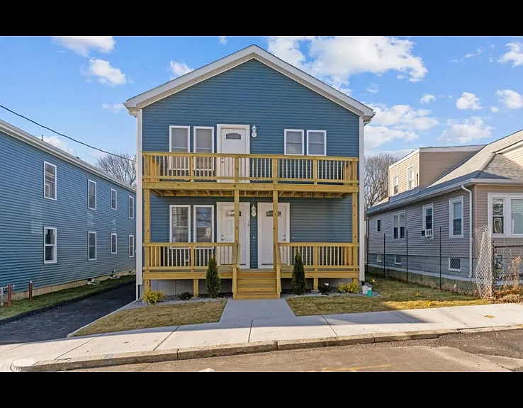 14 Herschel St #1 — Photo 9