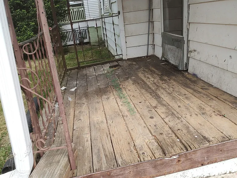 412 E Arcadia Ave — Photo 9