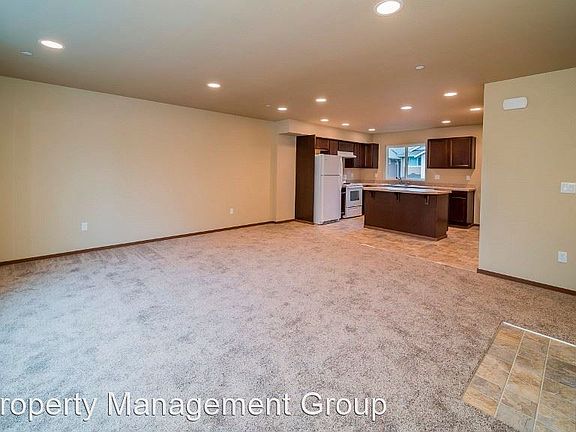 2nd image of 4305 113th Pl NE #102