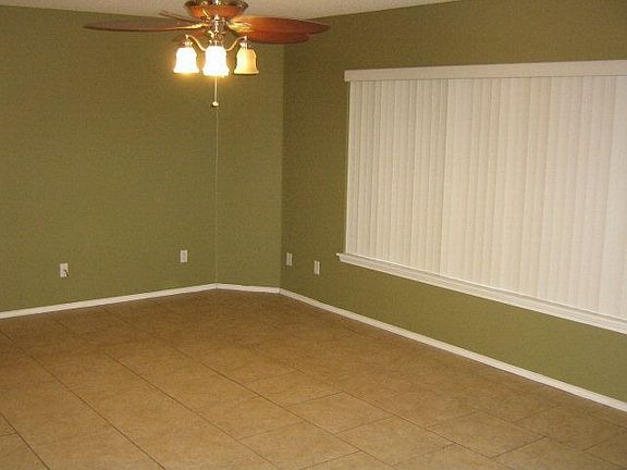 4th image of 3204 Princeton Ave