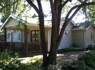 8501 17th Ave NE, Seattle, WA 98115