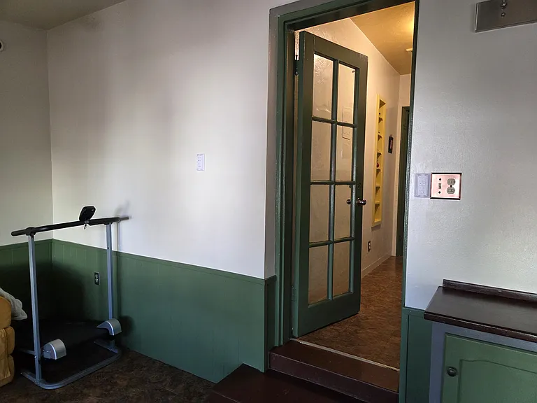 2501 E Drachman St — Photo 20