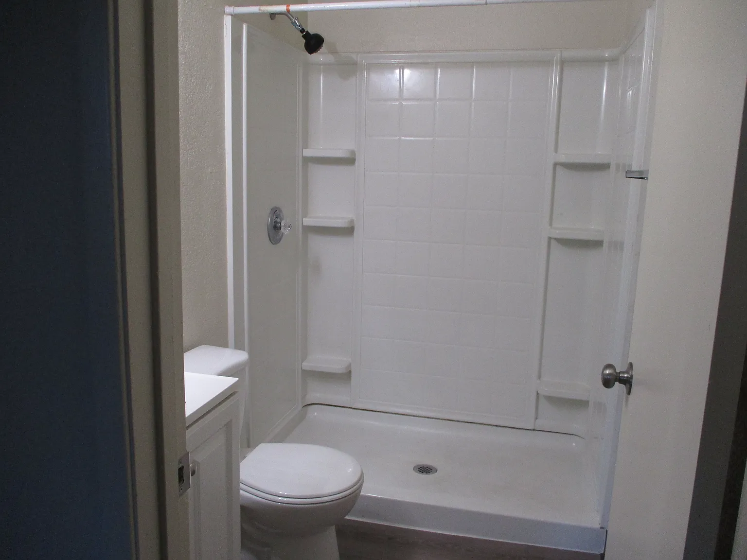 3 bed, 1332 sqft, $2,200 — Photo 1