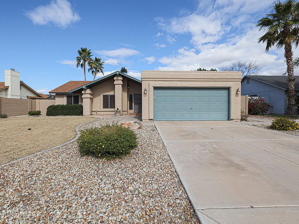 1st image of 8032 W Dahlia Dr