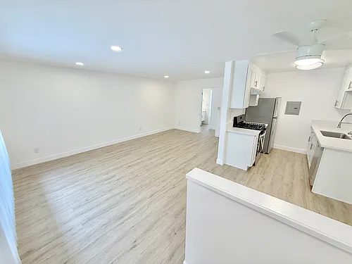12766 Venice Blvd #104 Photo 1 12766 Venice Blvd #104 Photo 1