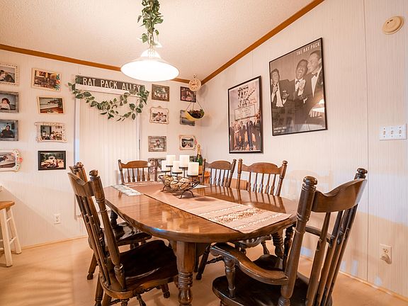 5th image of 52855 Bay Dr