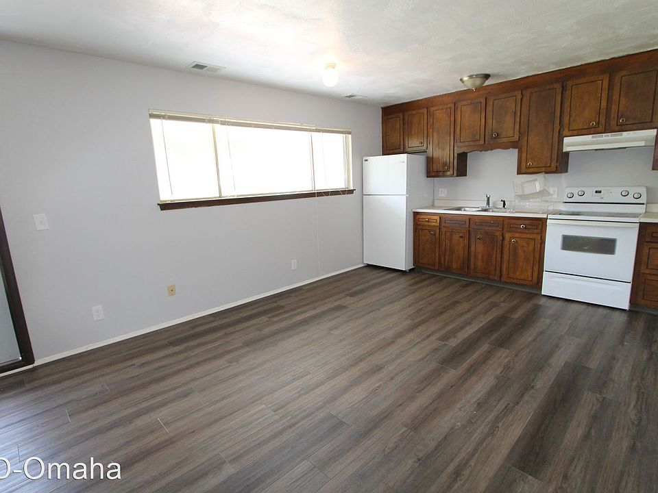 1st image of 1901 Park Ave