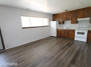 1901 Park Ave, Omaha, NE 68105