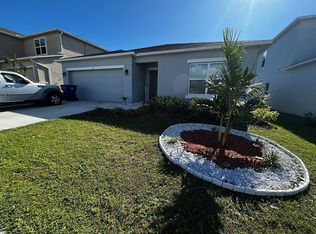 87 Prairie Falcon Dr, Groveland, FL 34736