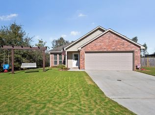 39456 Old Cornerstone Ct, Prairieville, LA 70769