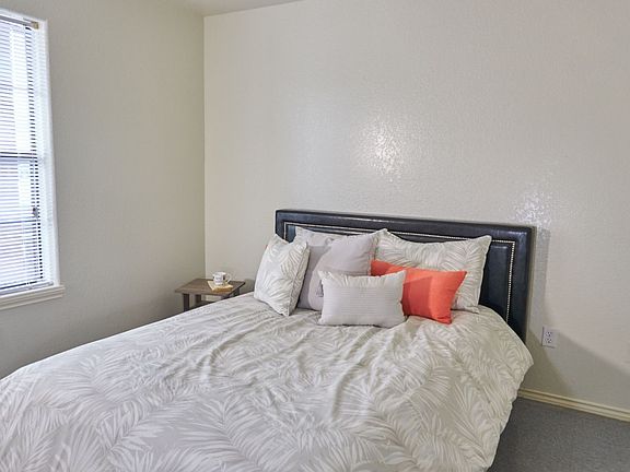3rd image of 315 Gastel Cir #3883db2dd