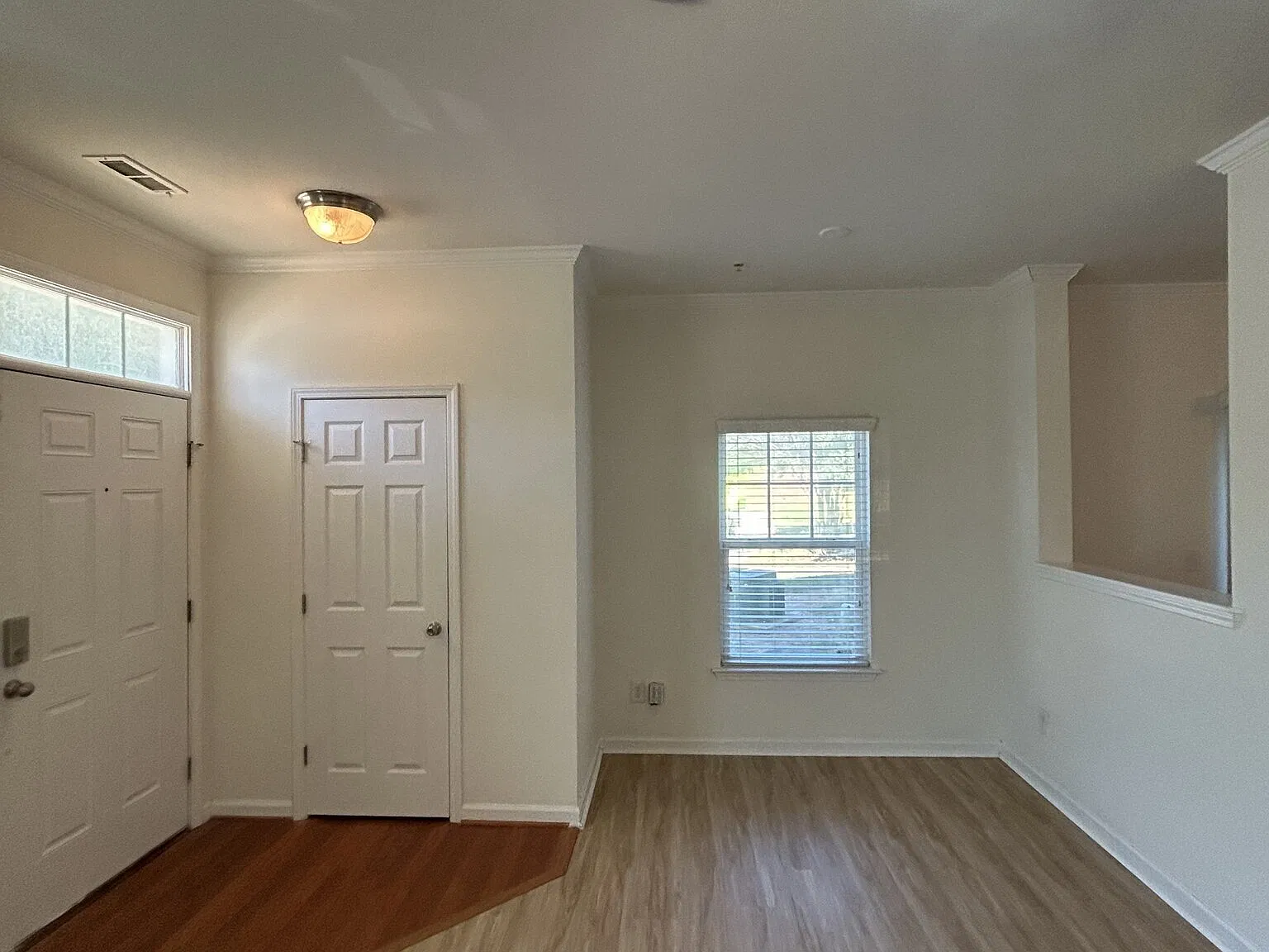 3 bed, 2.5 bath, 1740 sqft, $1,695 — Photo 4