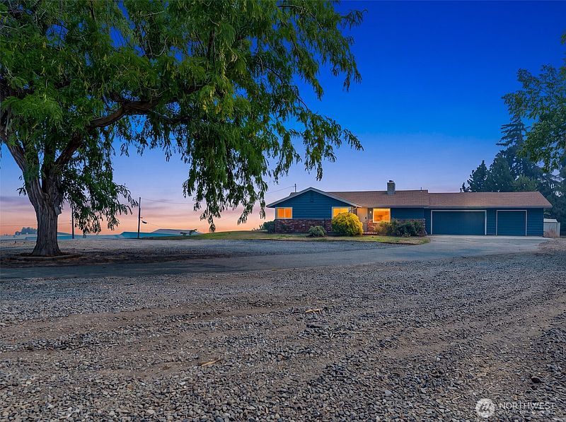 4th image of 3116 Ohme Road