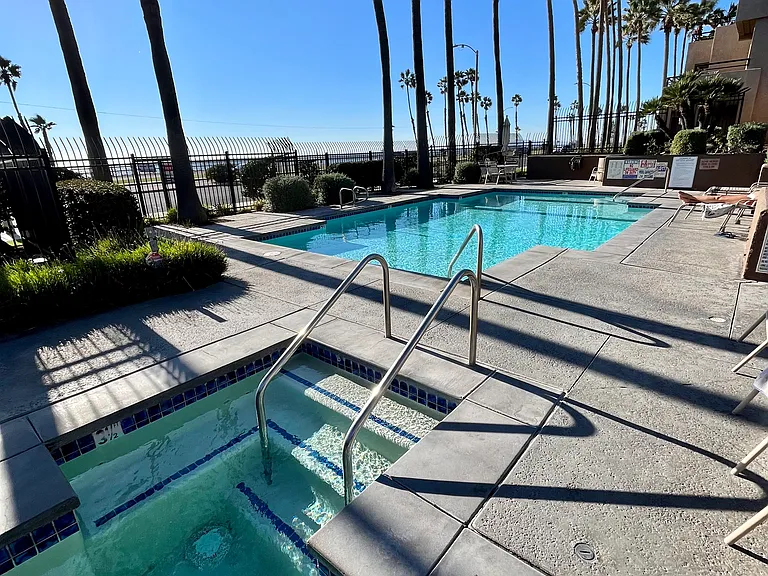 1200 Pacific Coast Hwy #427 — Photo 31