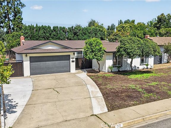 3rd image of 587 Sycamore Ave