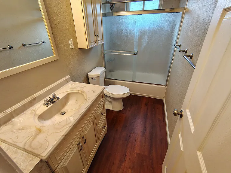 404 Camellia Way — Photo 12