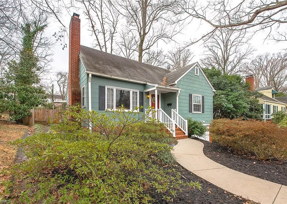 1st image of 2346 Lyndhurst Ave