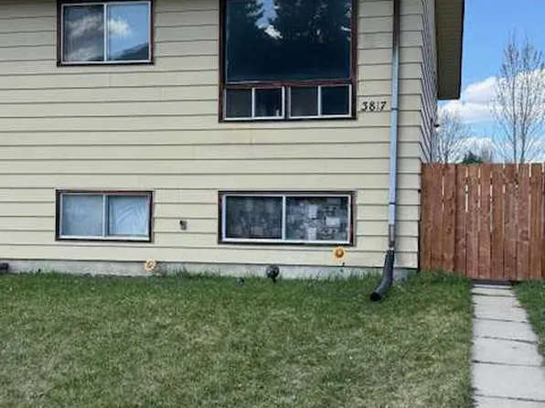 3817 SE 55th Ave, Whitecourt, AB T7S 1C7