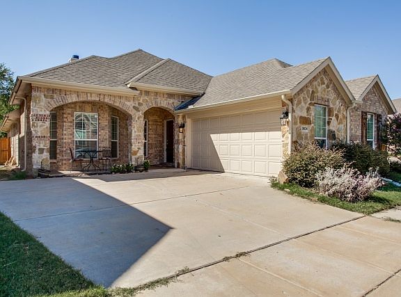 2nd image of 3604 Blanco Creek Trl