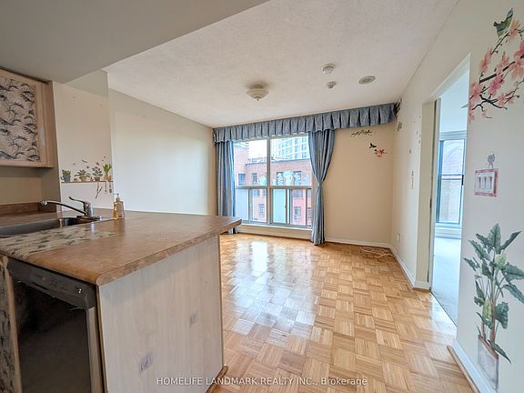 4th image of 8 Park Rd #1803