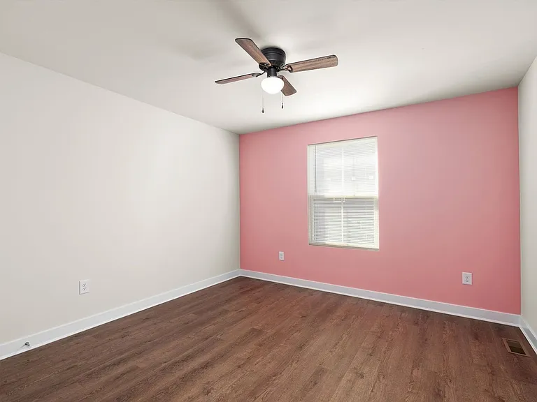 22639 Terri Ln — Photo 17
