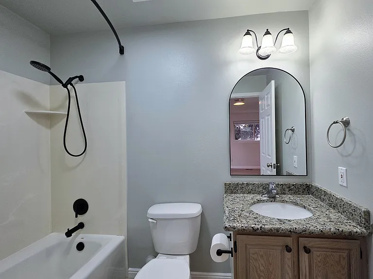 326 N Escalante Dr #B — Photo 9