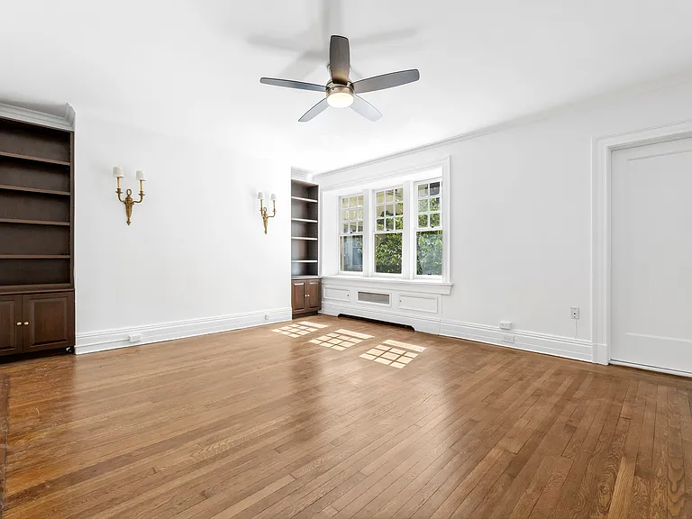 42 Monroe Pl #MAIN — Photo 11
