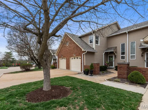 16176 Lea Oak Ct, Chesterfield, MO 63017