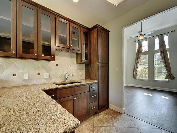 5th image of 12304 Zeller Ln