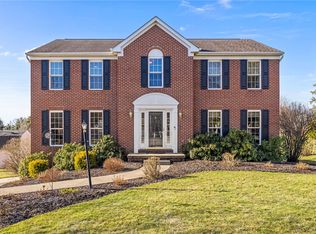 202 Coventry Ct, Cranberry Township, PA 16066