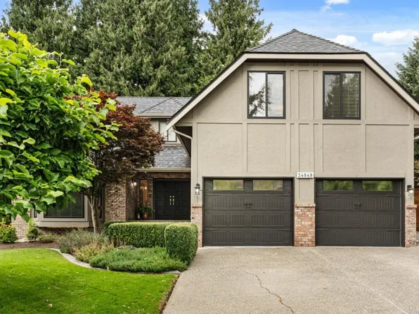 34849 Everett Dr, Abbotsford, BC V2S 7R7