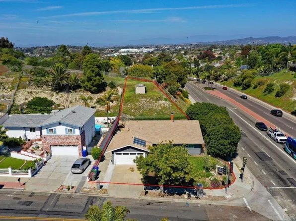 2760 Thunder Dr, Oceanside, CA 92056