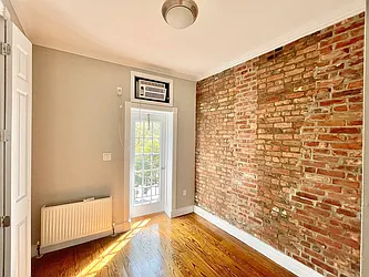 Rented by Century 21 Premier 