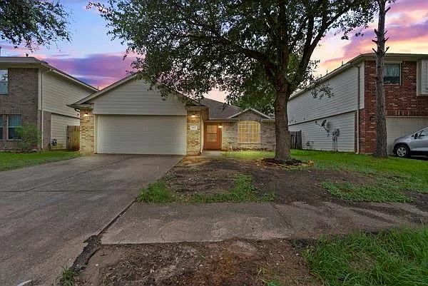 5915 Shining Leaf Ct — Photo 3