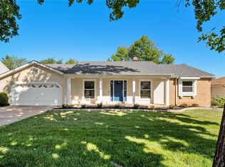 15511 Canyon View Ct, Chesterfield, MO