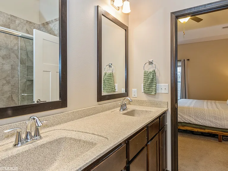 440 3rd Ave #3 — Photo 30